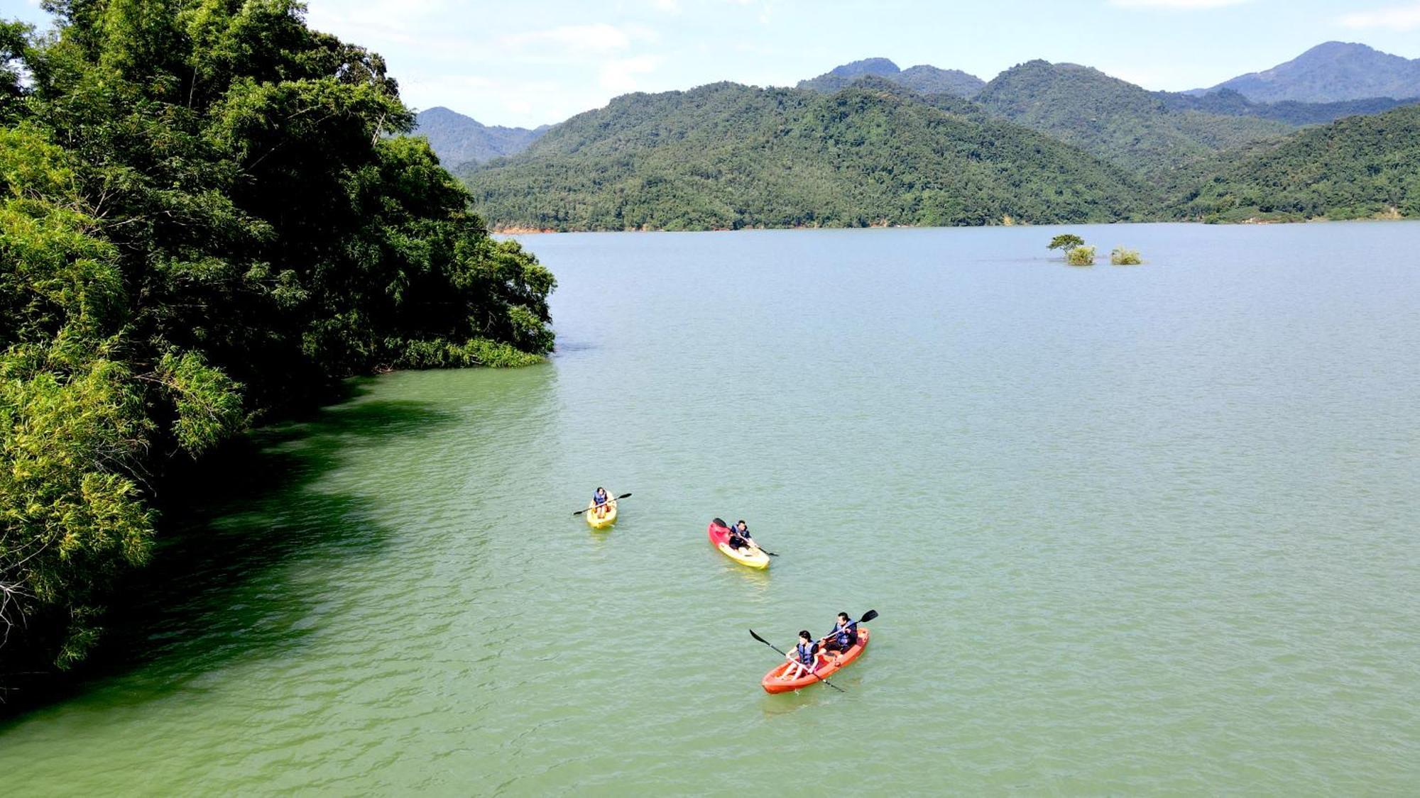 Mai Chau Hideaway Lake Resort Екстериор снимка