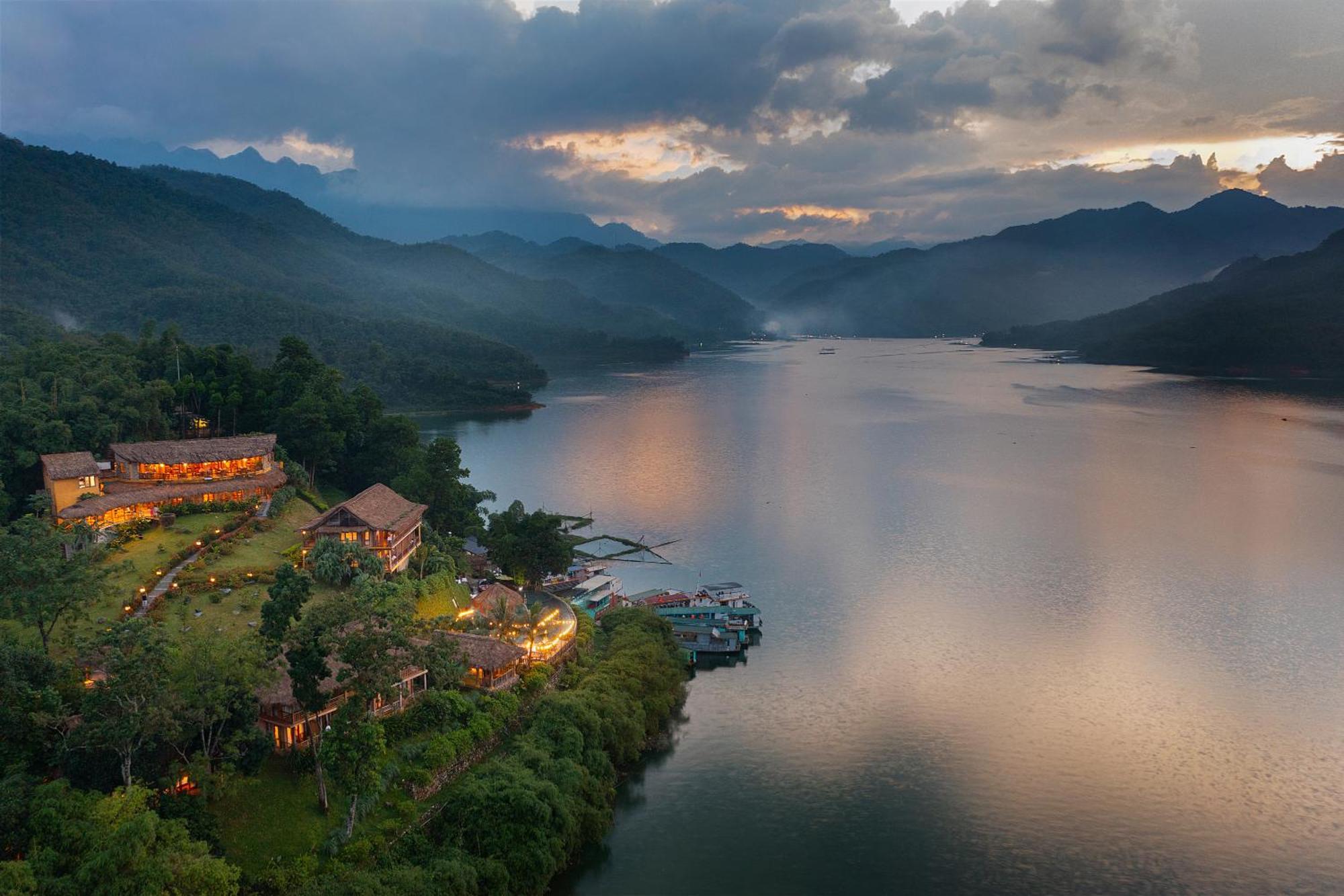 Mai Chau Hideaway Lake Resort Екстериор снимка